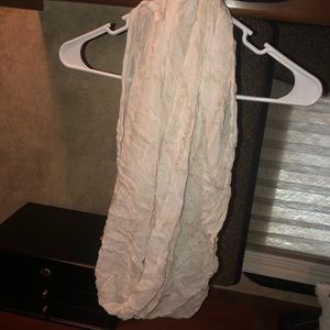 Scarf (WILL TAKE OFFER)